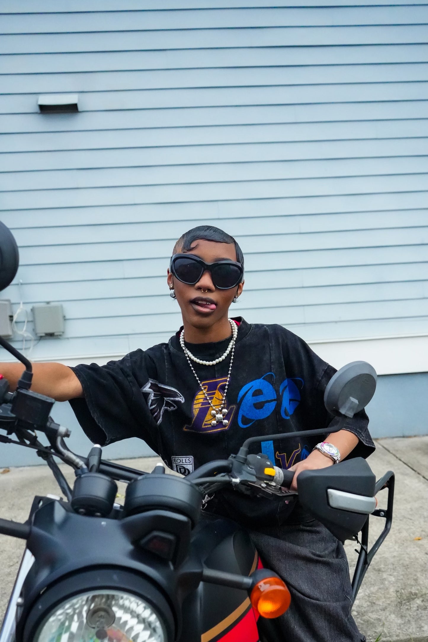 BLACK ACID WASHED FLEE TEE